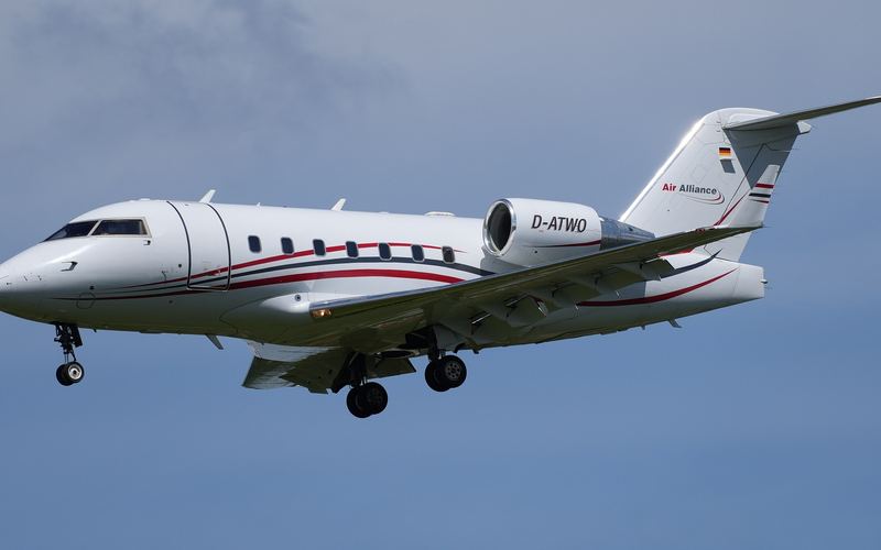 Heavy jets: Bombardier Challenger 604 / 605 / 650
