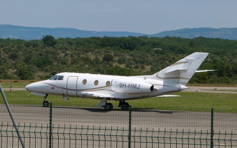 Dassault Falcon 10 private jet