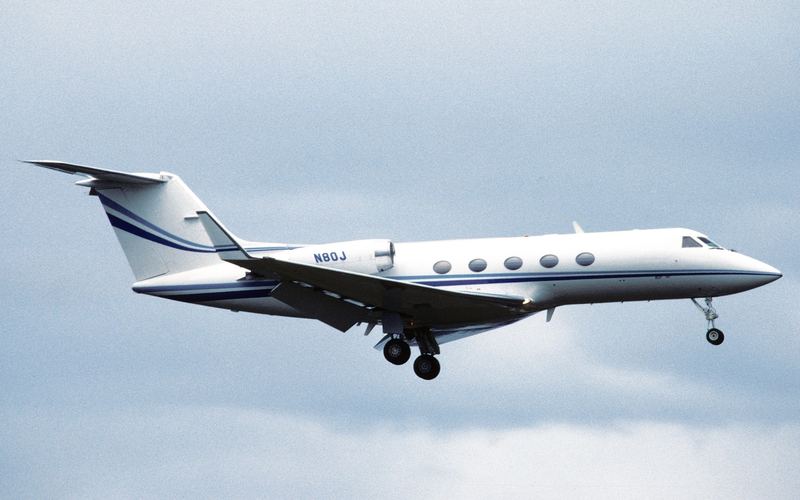 Gulfstream GIII private jet