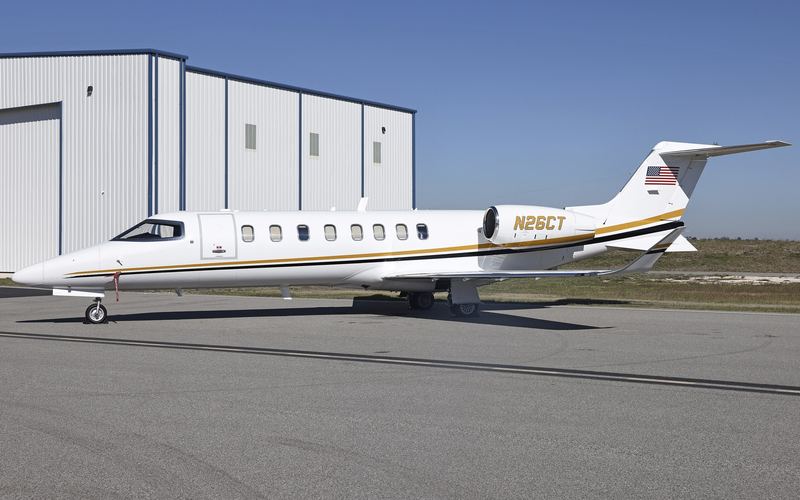 Learjet 75 private jet