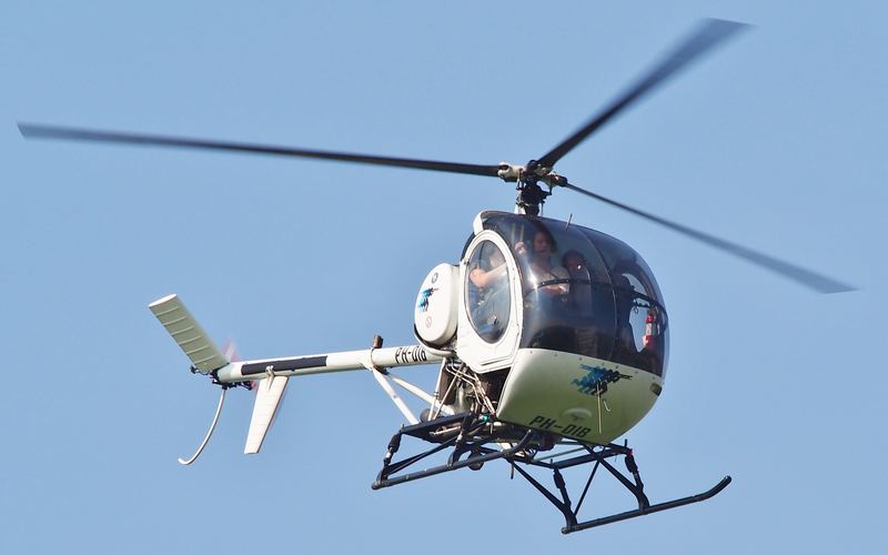 Schweizer 300 helicopter